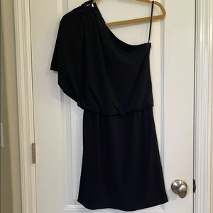 White House Black Market Black One Shoulder Dress Size 0